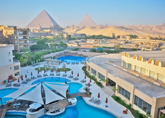 Le Meridien Pyramids Hotel & Spa